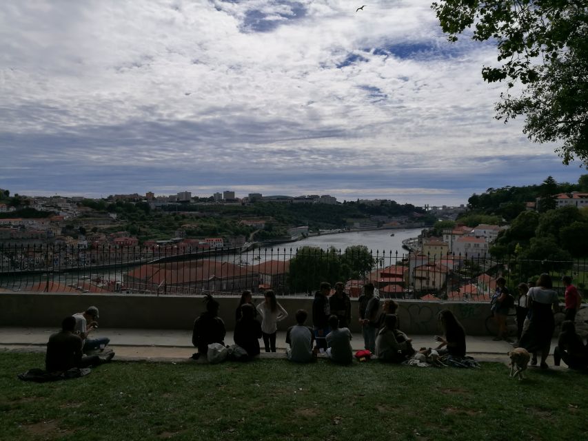 Porto: Riverside Panoramic E-Bike Tour - The e-bike reality check: easy effort, but real road conditions