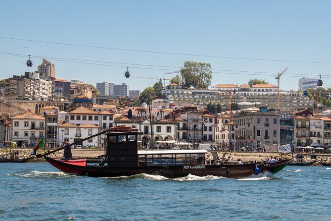 Porto Six Bridges Panoramic Cruise on the Douro River - Six Bridges in 50 Minutes, Two Cities From the Douro