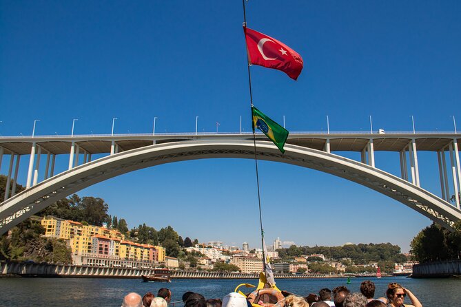 Porto Six Bridges Panoramic Cruise on the Douro River - Timing Your Cruise: When the Light Makes Photos Easier