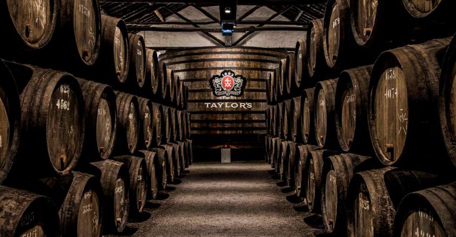 Porto: Taylor's Port Cellars & Tasting - The self-guided audio route: how you stay in control