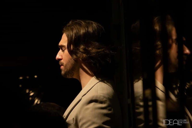Porto: The highest-rated traditional fado concert (downtown) - The intimate venue: seating, crowd size, and heat
