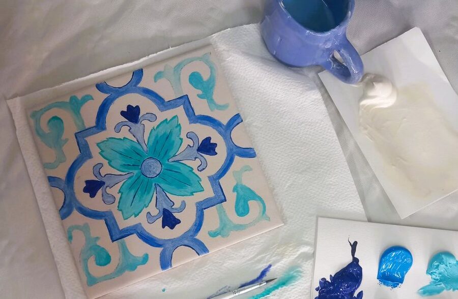 Porto: Tile Painting and Cocktails in Downtown Porto - Quick Practical Notes You Should Know