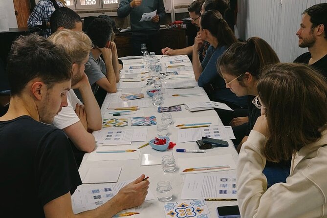 Porto: Tile Painting Workshop with Porto Wine - Sé do Porto - How the instructors actually help you paint well