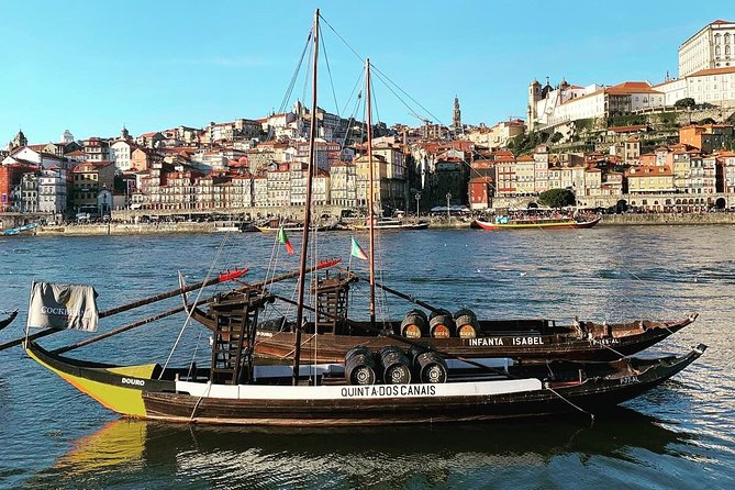 Porto to Lisbon Up to 4 Stops: Aveiro, Nazare, Fatima & Obidos - Your Guide and Vehicle: What Makes the Private Part Worth It