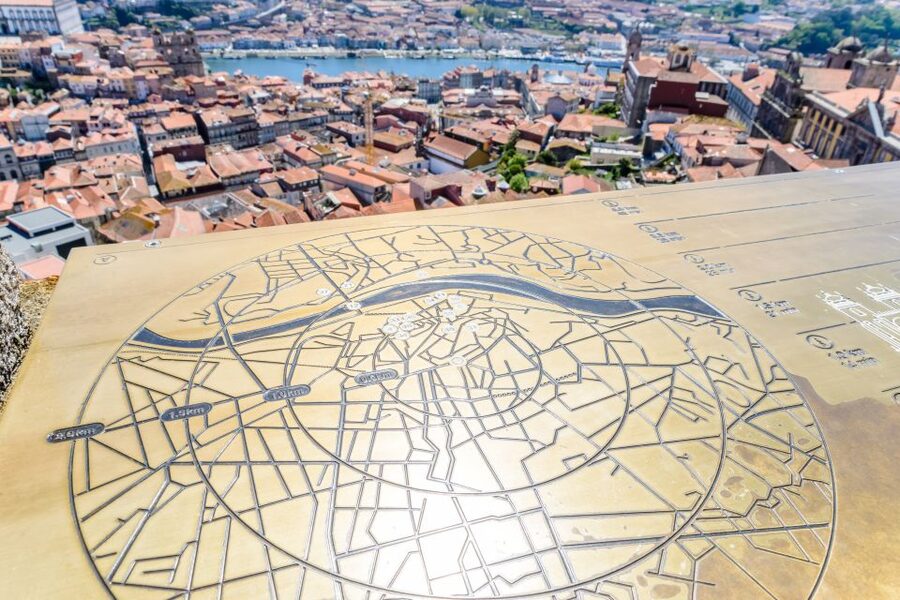 Porto: Torre dos Clerigos Entrance Ticket - Price and value: why an $11 ticket feels fair here