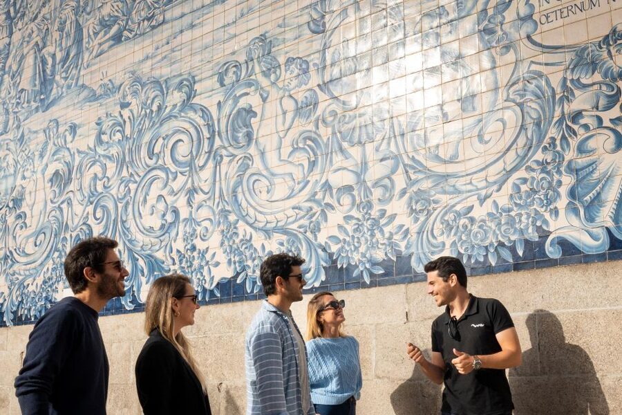 Porto: Walking Tour, Lello Bookshop, Boat and Cable Car - A Porto tour that matches the city’s rhythm: hills, tiles, and water
