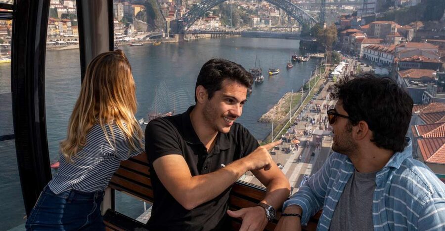 Porto: Walking Tour, Lello Bookshop, Boat and Cable Car - Dom Luís I Bridge and the cable car plan for Nov 17 to 30