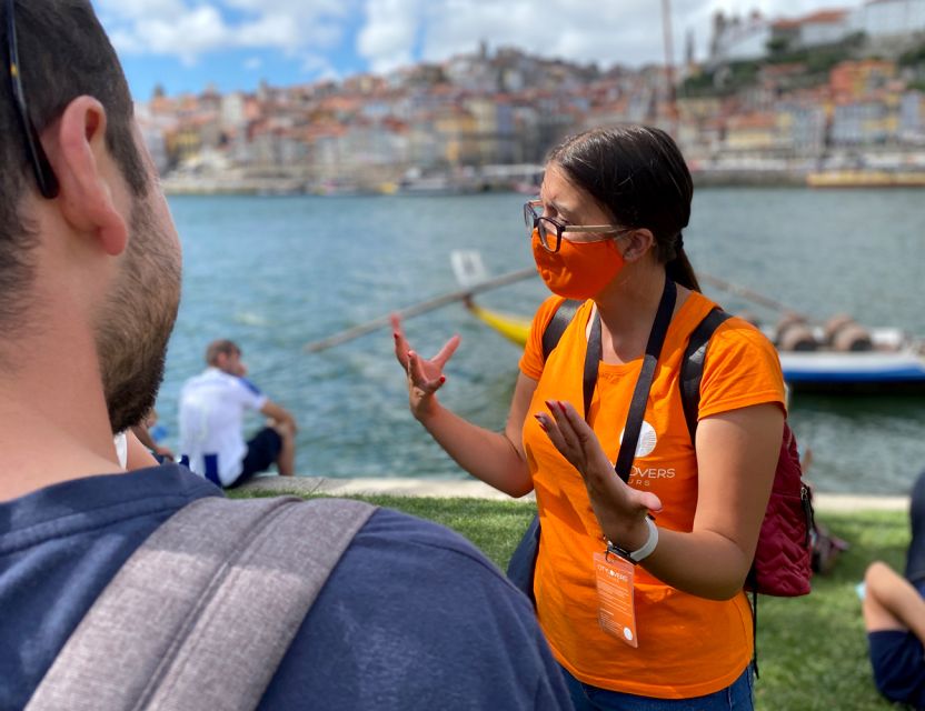 Porto: Wine Tasting with Tapas Walking Tour - Porto wine tasting that mixes cellar time with a walk through the old city