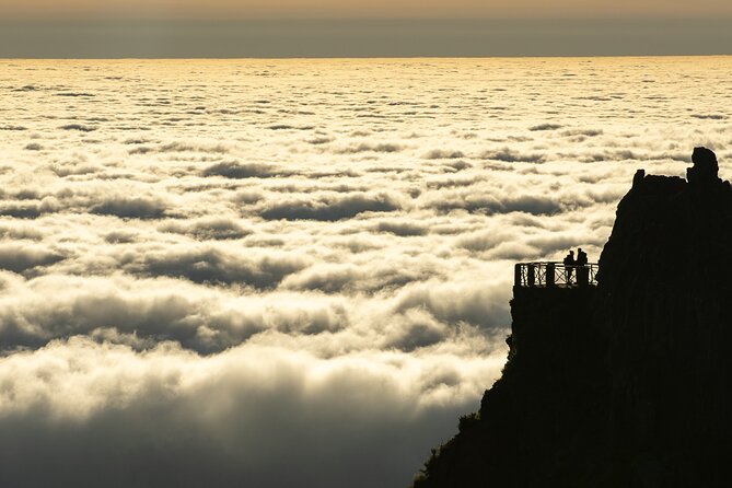 PR1 Sunrise Pico do Arieiro Self-Guided Hiking Transfer - Why this sunrise hike feels easier than you expect