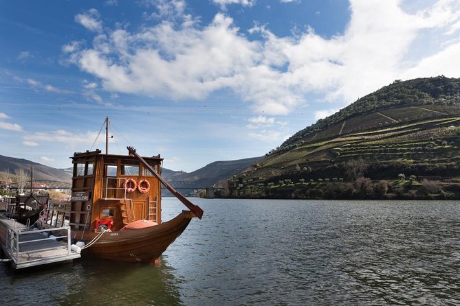 Private Douro Valley Wine Tour: 2 Wine Estates, Lunch and Cruise - Things That Can Affect Your Day (And How to Plan Around Them)