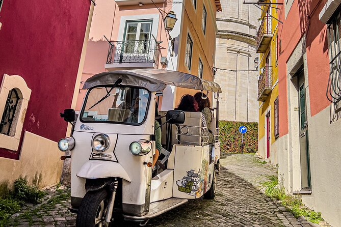 Private Half-Day Eco Tuk Tuk Tour in Lisbon - Garden Views From São Pedro de Alcântara to a 16th-Century Night Quarter
