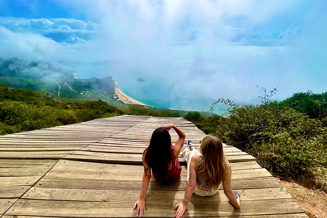 Private Lisbon-Arrábida Wine Tour: 3 Wineries, Coast & Heritage - The Azeitão lunch break and how to use your free time