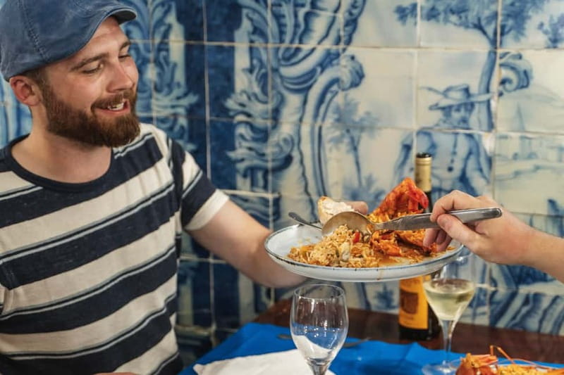 Private Lisbon Food Tour in Baixa with Wine & Local Delights - Rua da Vitória and Rua da Madalena: the 1755 rebuild story, made practical through food