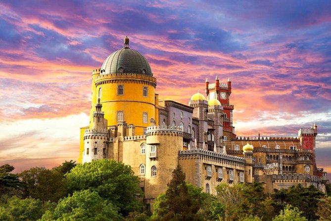 Private Tour of Sintra, Cabo da Roca and Cascais with 2 Palaces - A Smart Way to See Sintra, Cabo da Roca, and Cascais in One Day