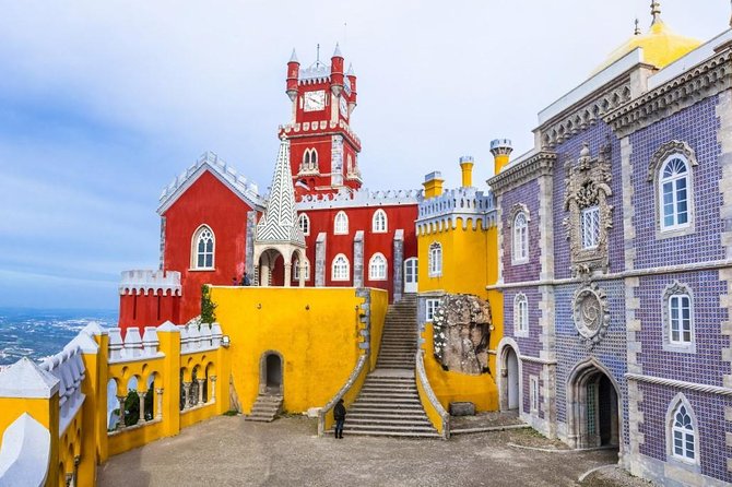 Private Tour: Sintra, Cabo da Roca and Cascais Day Trip from Lisbon - Cabo da Roca: short cliff visits with big payoff