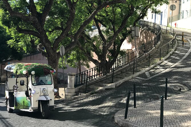 Private tuk tuk tour in old city Lisbon (Standard-1h30) - Why this Lisbon tuk-tuk route works so well