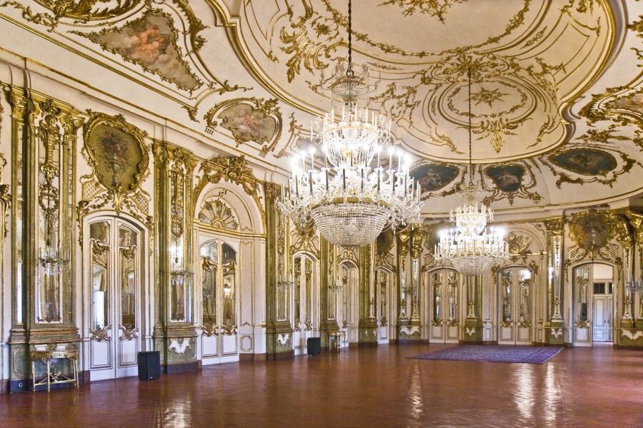 Queluz National Palace & Gardens Ticket - Gardens that feel like a designed landscape, built for fountains and boating