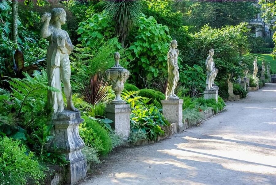 Quinta da Regaleira Skip-the-Ticket-Line Entry & Audioguide - The core route: Initiation Well, Leda’s Grotto, Chapel of the Holy Trinity, and the Lion