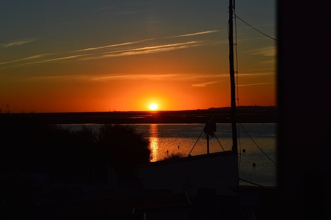 Ria Formosa & Ilhas: Sunset Boat Trip - Timing reality check: island time vs boat time