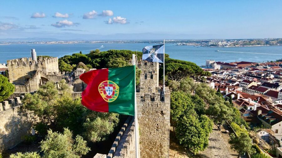 São Jorge Castle Skip-the-line Entry Ticket - Key things you’ll notice right away