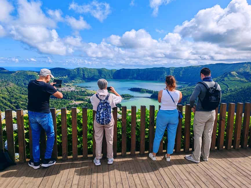 São Miguel 2-Day Tour: Sete Cidades, Fogo, Furnas & Nordeste - Pico do Ferro: Standing on a Crater in One Solid Effort