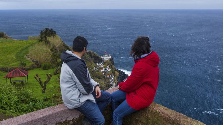 São Miguel East: Full-Day Van Tour with Lunch - Morning start from Ponta Delgada to Vila Franca do Campo’s offshore islet