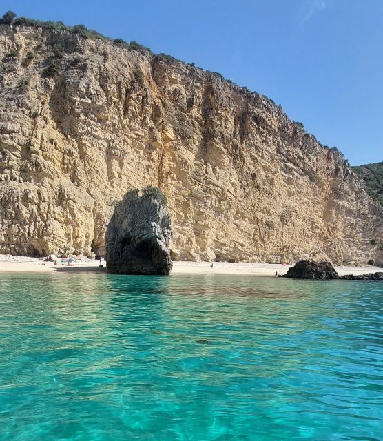 Sesimbra: Secret Bays and Beaches Boat Tour with Snorkeling - Praia da Mijona: A Second “Settle In” Stop for Snorkel Time