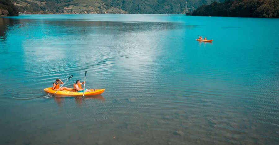 Sete Cidades: Kayaking and Biking Adventure - Your starting point at the lakeshore, and how the trip really begins
