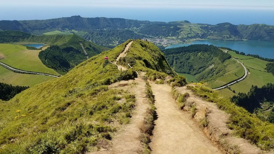 Sete Cidades & Lagoa do Fogo - Full-Day Tour - Morning pickup in Ponta Delgada, and why your start time changes the vibe
