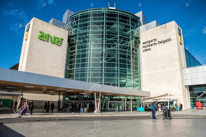Shared Arrival Transfer: From Lisbon Airport to Hotels - Key things to know before you go