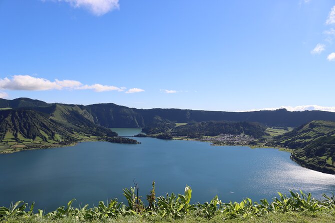Side by Side Tour - Sete Cidades from North Coast (Half Day) - Stop 1: Fenais da Luz, the seafront warm-up