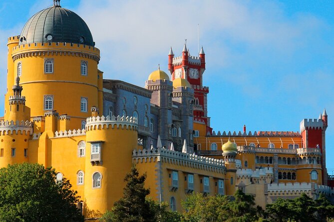 Sintra Historical Jeep Adventure - Palaces & Secret Routes - Quinta da Regaleira with the Initiation Well: the fairytale moment