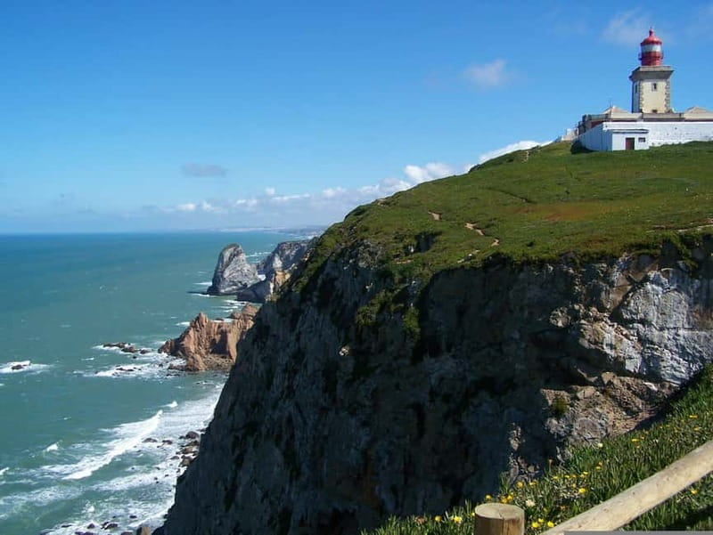 Sintra & Regaleira, Pena Palace, Cabo da Roca & Cascais Trip - Sintra Town Center: Coffee, Free Time, and the Famous Pastry