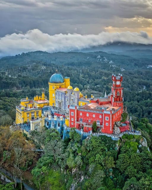 Sintra Tour With Tuktuk - Starting In Sintra, From the Croissant Stop to Your First View