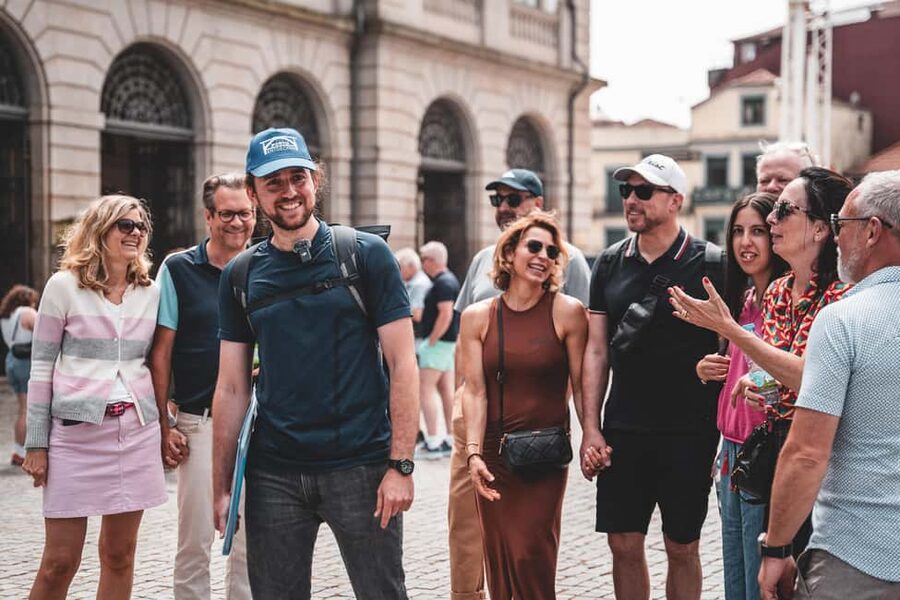 Stadtführung durch das Zentrum von Porto auf Deutsch - Von Aliados bis Universitätsviertel: Platz-Feeling und klassische Porto-Blicke