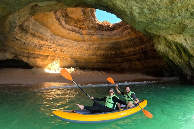 Sunrise Small Group Kayak Experience in BENAGIL Cave & 4K Photos - Getting Started at Praia do Carvalho, the Carved Rock Tunnel, and Your Gear