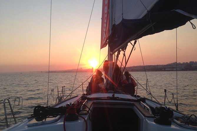 Sunset Sailing Tour On The Tagus River - What To Wear For Lisbon Sunset Sailing (Yes, It Can Be Cold)