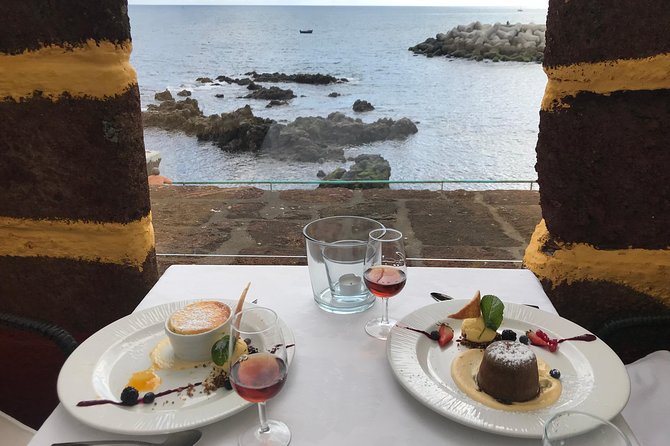 Taste Funchal: food, wine & cultural tour - How the walk feels, and how to dress for it