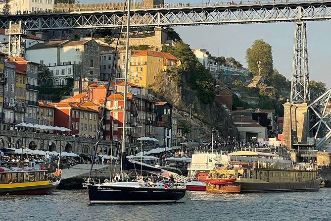 The Best Douro Boat Tour - The skipper and crew factor: why the talk feels right