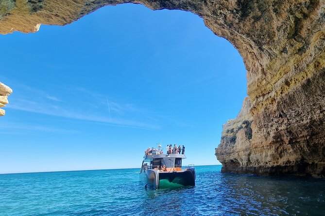 Tour to Benagil Caves and Coastline in Albufeira - Benagil Cave: the dome skylight and why cave time is tricky