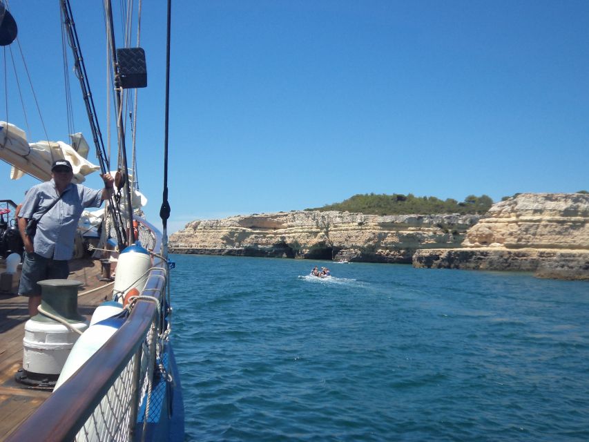 Vilamoura: Algarve Coast 3-Hour Sailing Cruise With Open Bar - Key things to look for