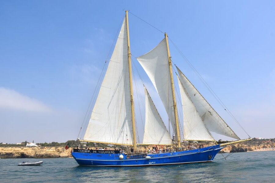 Vilamoura: Algarve Coast 3-Hour Sailing Cruise With Open Bar - When the day turns into a swim off the schooner