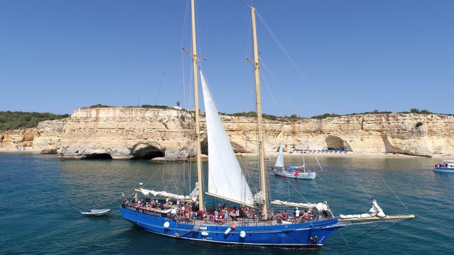 Vilamoura: Algarve Coast 3-Hour Sailing Cruise With Open Bar - Where the cruise starts at Cais I, Marina de Vilamoura