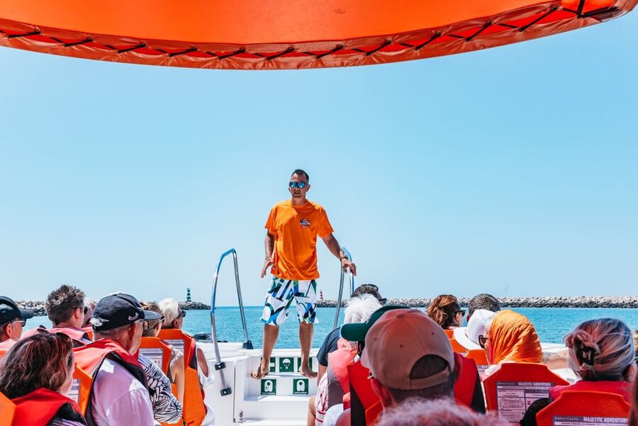 Vilamoura: Benagil Cave Boat Tour with Entry&Dolphin search - What to wear, when to worry about choppy water, and why season changes the boat