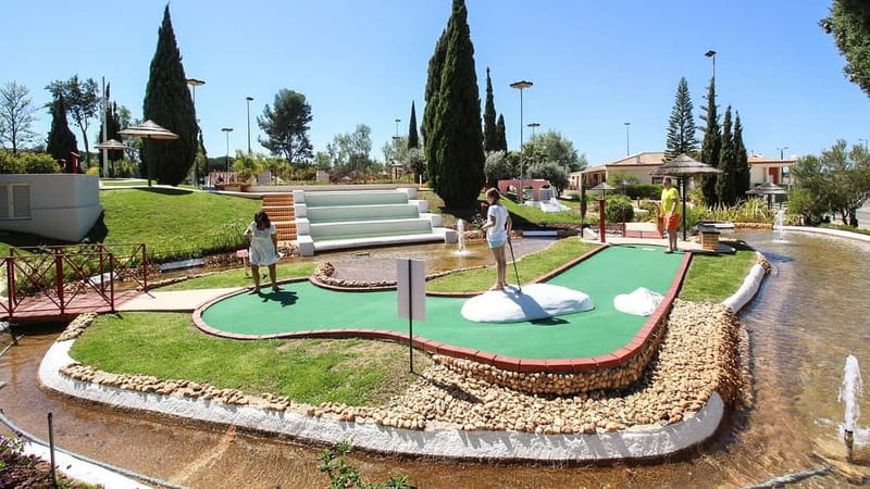 Vilamoura: Family Golf Park Game - Your First Round: Via Appia and the Feeling of Walking Through Rome