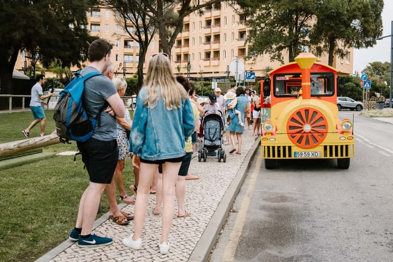 Vilamoura: Tourist Train City Tour - Audio guide in Portuguese, English, French, and Spanish