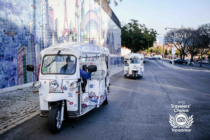 Welcome Lisbon Tour with Local Guide in Private Eco Tuk Tuk - Graça, Senhora do Monte, and the Pantheon area