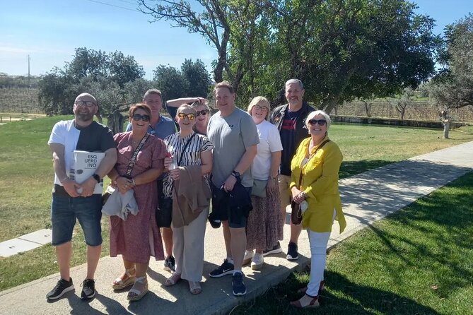 Wine Lovers: Winery Tour w/ Tasting & Tapas (Albufeira/Vilamoura) - The drive and viewpoints: off-road tracks, sea air, and quick Albufeira orientation